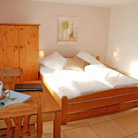Ferienhaus Und _appartements In Ne