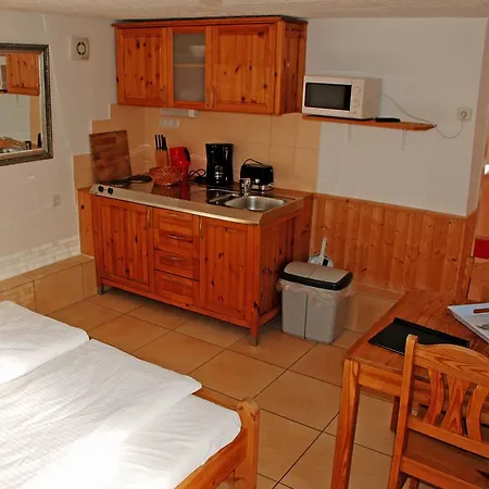 Ferienhaus Und _appartements In Ne Lancken-Granitz