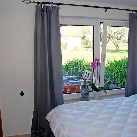 Ferienhaus Und _appartements In Ne