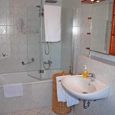 Ferienhaus Und _appartements In Ne