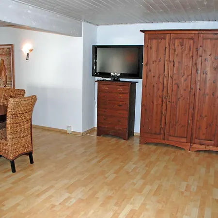 Ferienhaus Und _appartements In Ne Appartement Lancken-Granitz